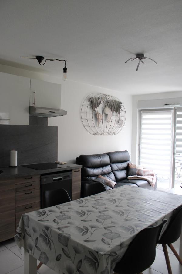 Appartement Confortable Avec Parking Prive ชิลติงไฮม์ ภายนอก รูปภาพ